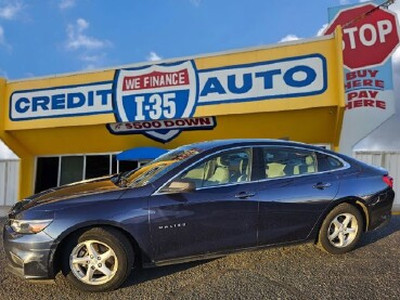 2017 Chevrolet Malibu in Oklahoma City, OK 73129