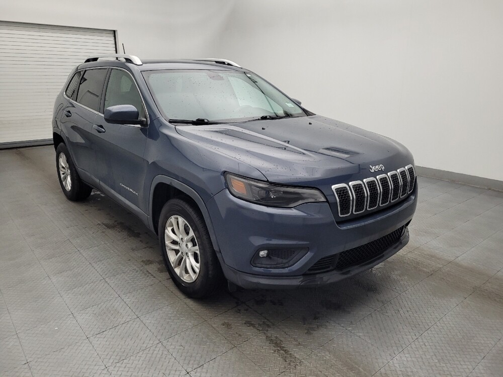 2019 Jeep Cherokee in Salem, VA 24153 - 2298418 13