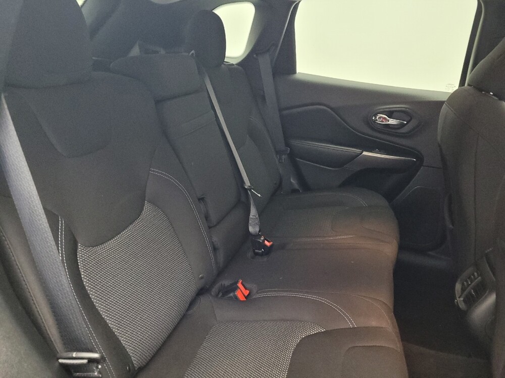 2019 Jeep Cherokee in Salem, VA 24153 - 2298418 19