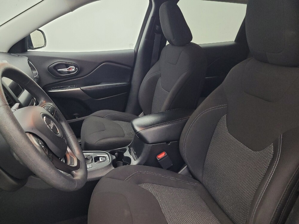 2019 Jeep Cherokee in Salem, VA 24153 - 2298418 17