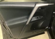 2018 Toyota RAV4 in Chicago, IL 60659 - 2298862 10