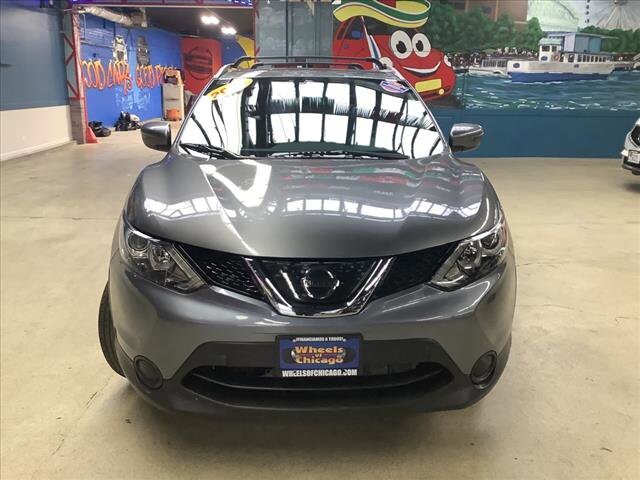2018 Nissan Rogue Sport in Chicago, IL 60659 - 2298863 8