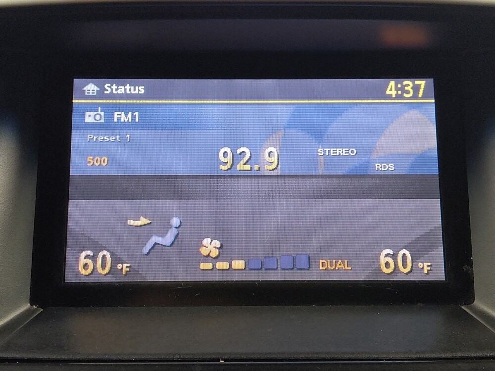 2016 Nissan Pathfinder in Live Oak, TX 78233 - 2299055 25