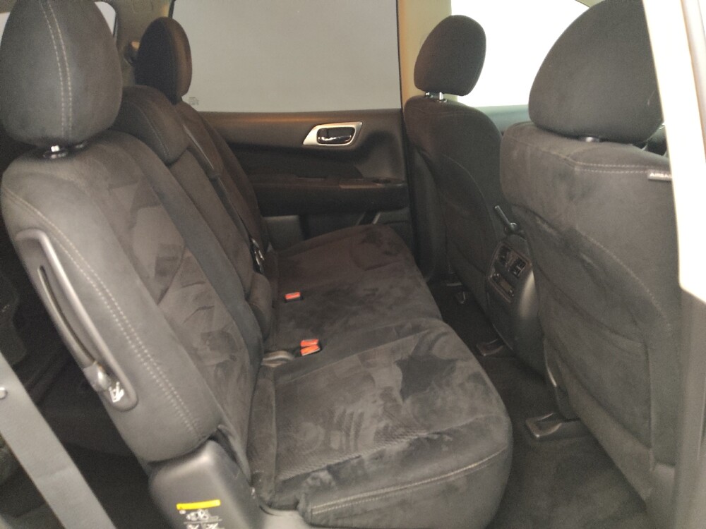 2016 Nissan Pathfinder in Live Oak, TX 78233 - 2299055 19