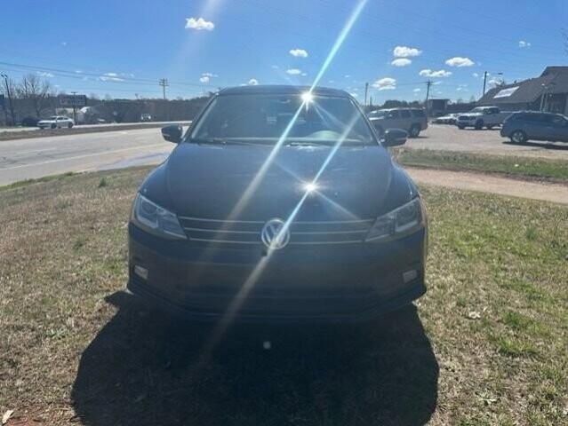 2017 Volkswagen Jetta in Commerce, GA 30529 - 2299919 38