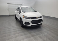 2019 Chevrolet Trax in Glendale, AZ 85301 - 2300314 14