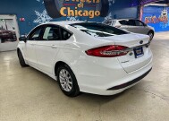 2017 Ford Fusion in Chicago, IL 60659 - 2300707 5