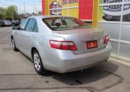 2009 Toyota Camry in Hamilton, OH 45015 - 2300714 4