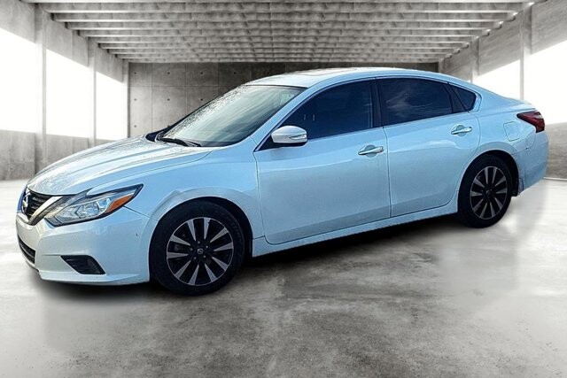 2018 Nissan Altima in tucson, AZ 85719 - 2301415 3