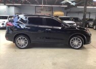 2018 Nissan Rogue in Chicago, IL 60659 - 2301418 6