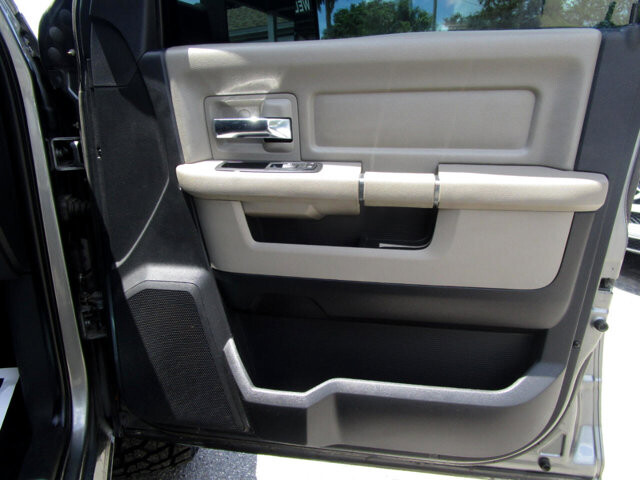 2009 Dodge Ram 1500 Truck in Tampa, FL 33604-6914 - 2301757 17