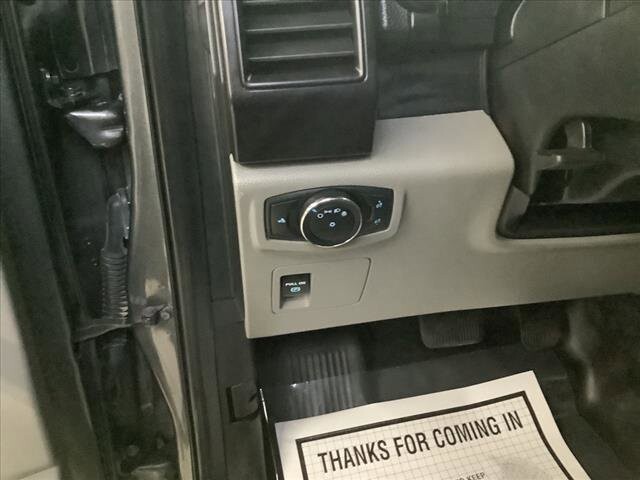 2019 Ford F150 in Chicago, IL 60659 - 2301760 12