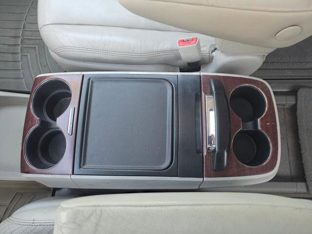 2013 Toyota Sienna in Blauvelt, NY 10913 - 2301847 22