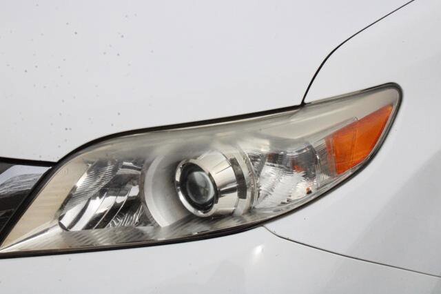 2013 Toyota Sienna in Blauvelt, NY 10913 - 2301847 92