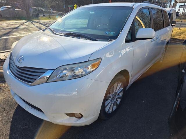 2013 Toyota Sienna in Blauvelt, NY 10913 - 2301847 53