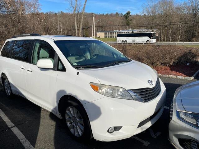 2013 Toyota Sienna in Blauvelt, NY 10913 - 2301847 114