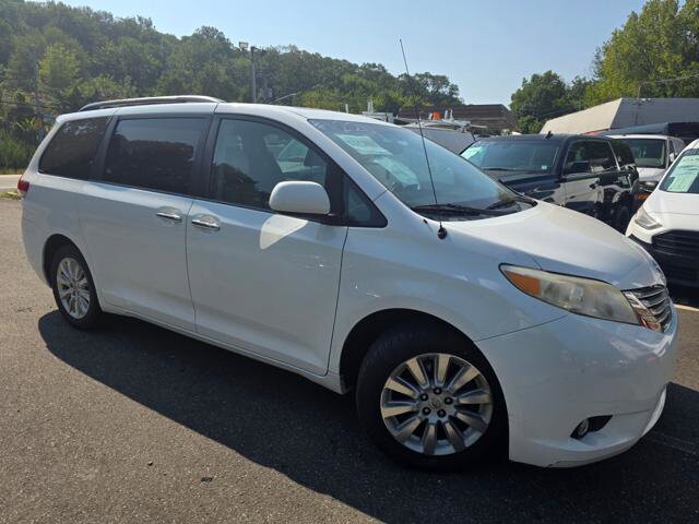 2013 Toyota Sienna in Blauvelt, NY 10913 - 2301847