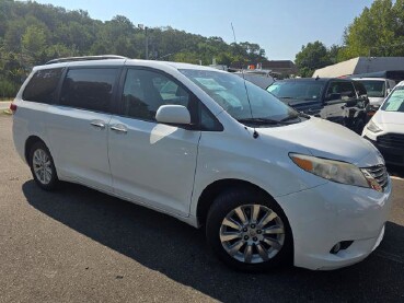2013 Toyota Sienna in Blauvelt, NY 10913