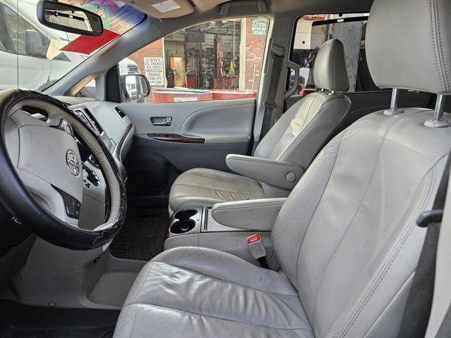2013 Toyota Sienna in Blauvelt, NY 10913 - 2301847 70