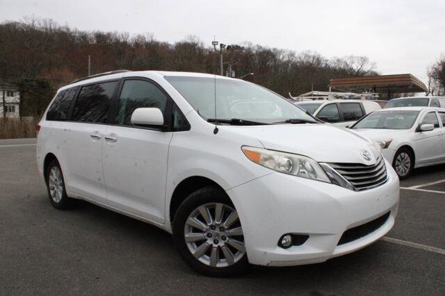 2013 Toyota Sienna in Blauvelt, NY 10913 - 2301847 61