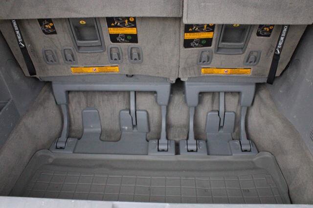 2013 Toyota Sienna in Blauvelt, NY 10913 - 2301847 108