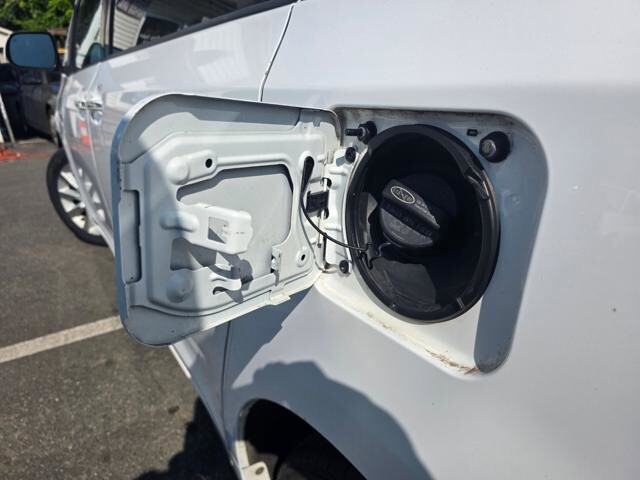 2013 Toyota Sienna in Blauvelt, NY 10913 - 2301847 33