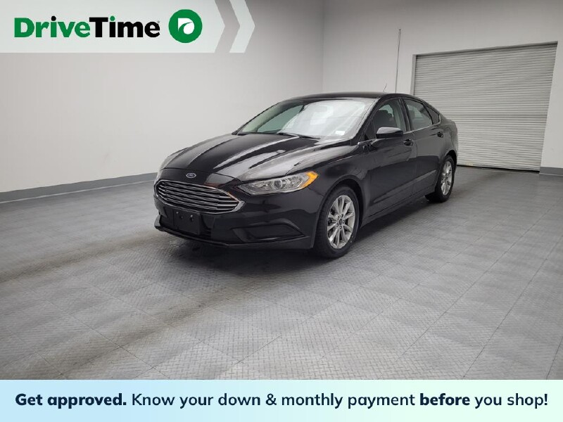 2017 Ford Fusion in Downey, CA 90241 - 2302074