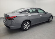 2019 Nissan Altima in Independence, MO 64055 - 2302612 10