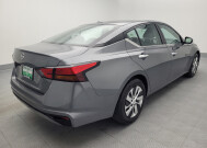 2019 Nissan Altima in Independence, MO 64055 - 2302612 9