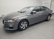2019 Nissan Altima in Independence, MO 64055 - 2302612 2