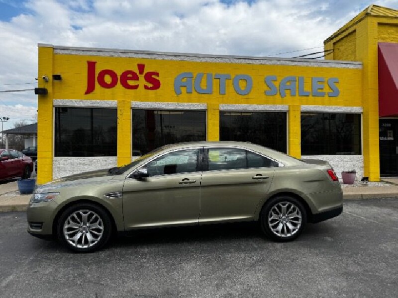 2013 Ford Taurus in Indianapolis, IN 46222-4002 - 2302685