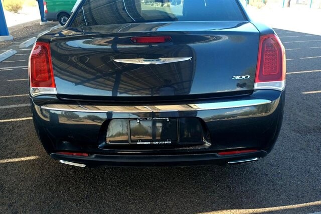 2015 Chrysler 300 in tucson, AZ 85719 - 2302895 21