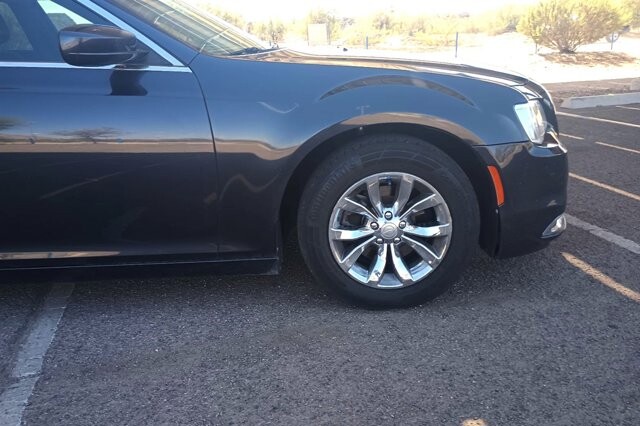 2015 Chrysler 300 in tucson, AZ 85719 - 2302895 38
