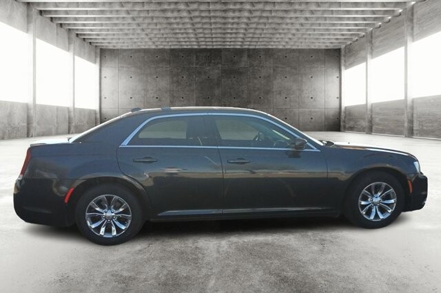 2015 Chrysler 300 in tucson, AZ 85719 - 2302895 29
