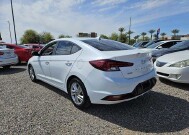 2020 Hyundai Elantra in Mesa, AZ 85212 - 2303401 7