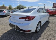 2020 Hyundai Elantra in Mesa, AZ 85212 - 2303401 23