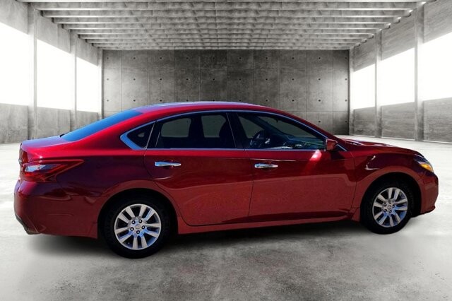 2018 Nissan Altima in tucson, AZ 85719 - 2303517 5