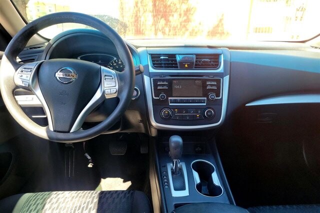 2018 Nissan Altima in tucson, AZ 85719 - 2303517 26