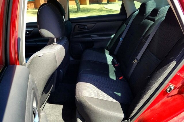 2018 Nissan Altima in tucson, AZ 85719 - 2303517 9