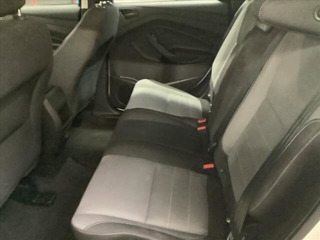 2019 Ford Escape in Chicago, IL 60659 - 2303969 17