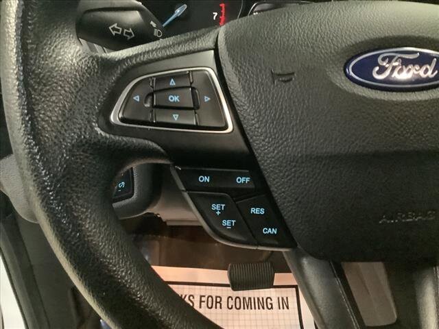 2019 Ford Escape in Chicago, IL 60659 - 2303969 12