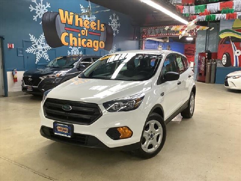 2019 Ford Escape in Chicago, IL 60659 - 2303969
