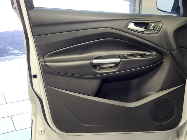 2018 Ford Escape in Cinnaminson, NJ 08077 - 2303979 10