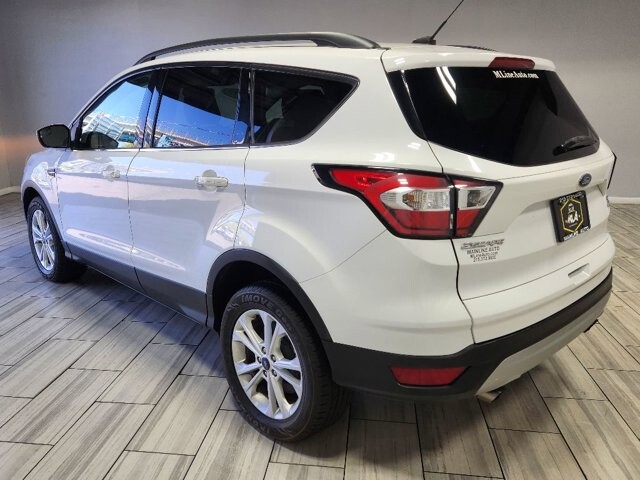 2018 Ford Escape in Cinnaminson, NJ 08077 - 2303979 3