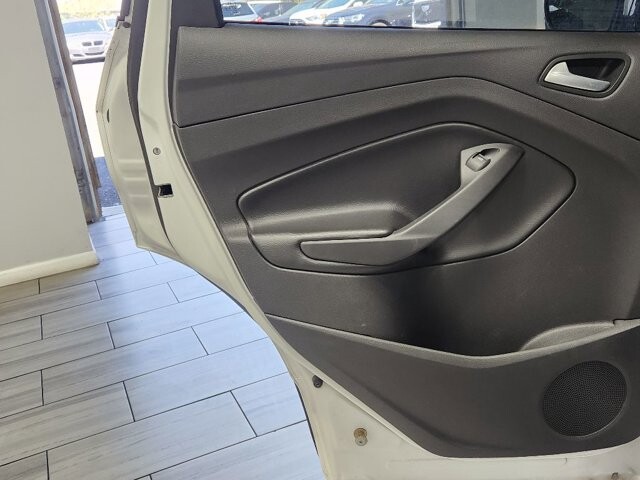 2018 Ford Escape in Cinnaminson, NJ 08077 - 2303979 12