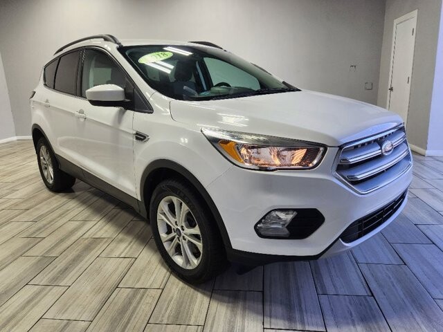 2018 Ford Escape in Cinnaminson, NJ 08077 - 2303979 7