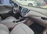 2018 Chevrolet Malibu in Anderson, IN 46013 - 2304008 9