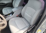 2018 Chevrolet Malibu in Anderson, IN 46013 - 2304008 16