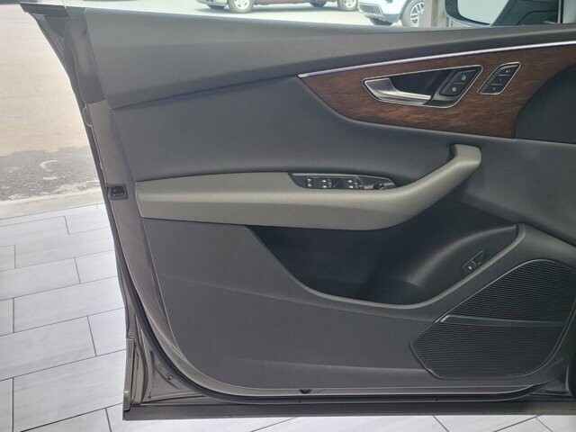 2019 Audi Q8 in Cinnaminson, NJ 08077 - 2304079 131