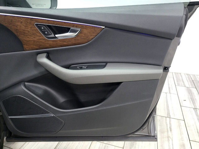 2019 Audi Q8 in Cinnaminson, NJ 08077 - 2304079 89